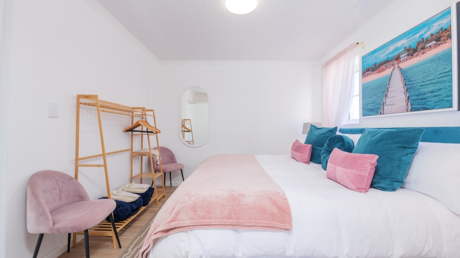 3 Bedroom Property for Sale in Struisbaai Western Cape